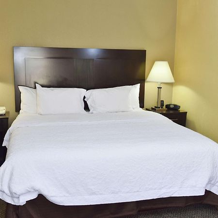 Hampton Inn & Suites Alexandria Εξωτερικό φωτογραφία