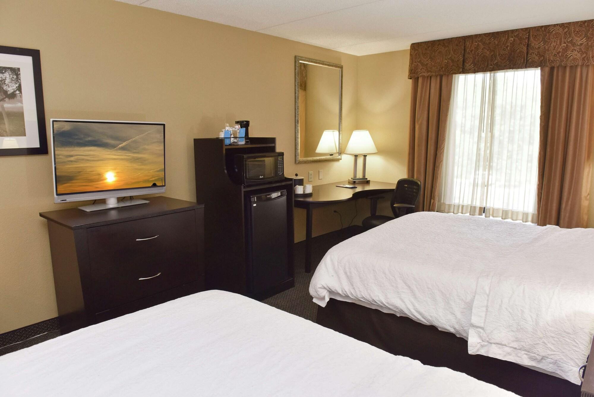 Hampton Inn & Suites Alexandria Εξωτερικό φωτογραφία