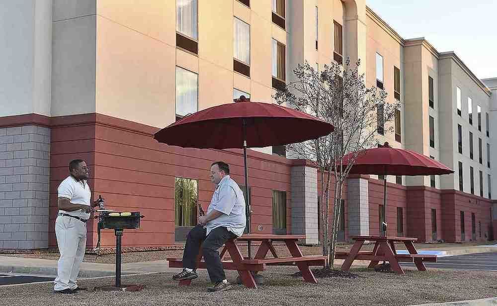 Hampton Inn & Suites Alexandria Εξωτερικό φωτογραφία